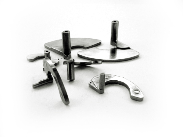 發(fā)動機零件